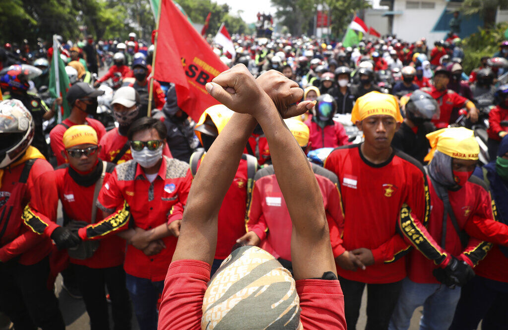 APTOPIX Indonesia Labor Protests